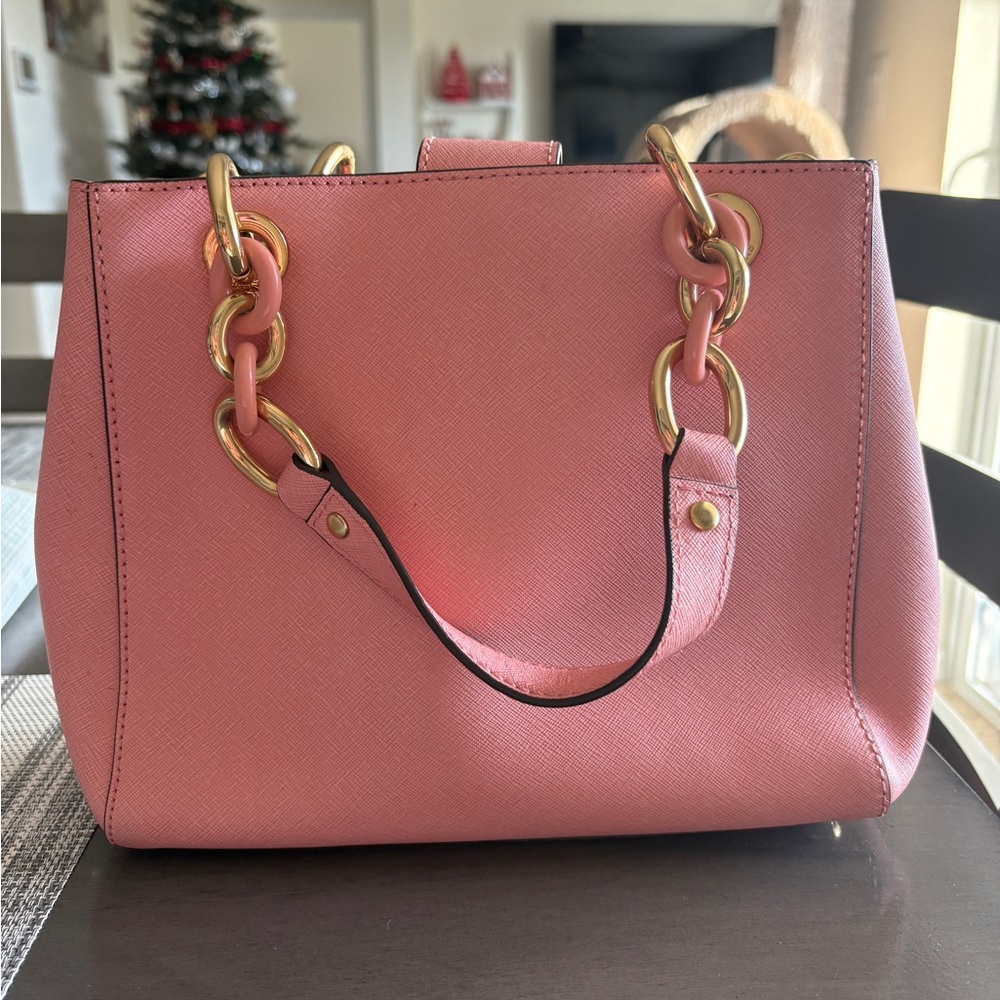 LIKE NEW- Michael Kors Pink Shoulder Bag with Gold Accents - Picture 6 of 12